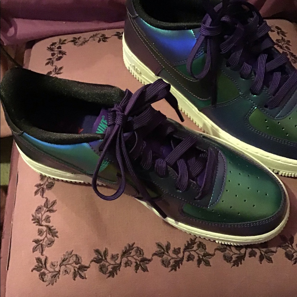 Nike airforce LV8 - Picture 4 of 8